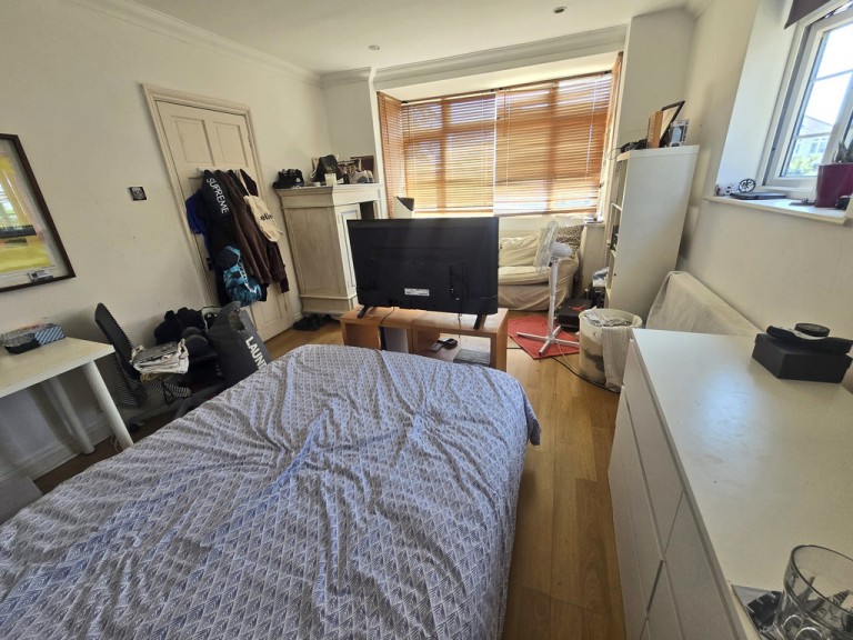 Images for Old Shoreham Road, Southwick EAID:89f271acd853ec3835ef79995e2ac892 BID:1