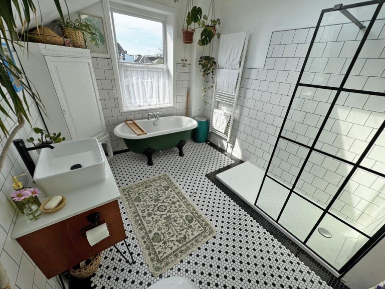 Images for Gordon Road, Shoreham-by-Sea EAID:89f271acd853ec3835ef79995e2ac892 BID:2