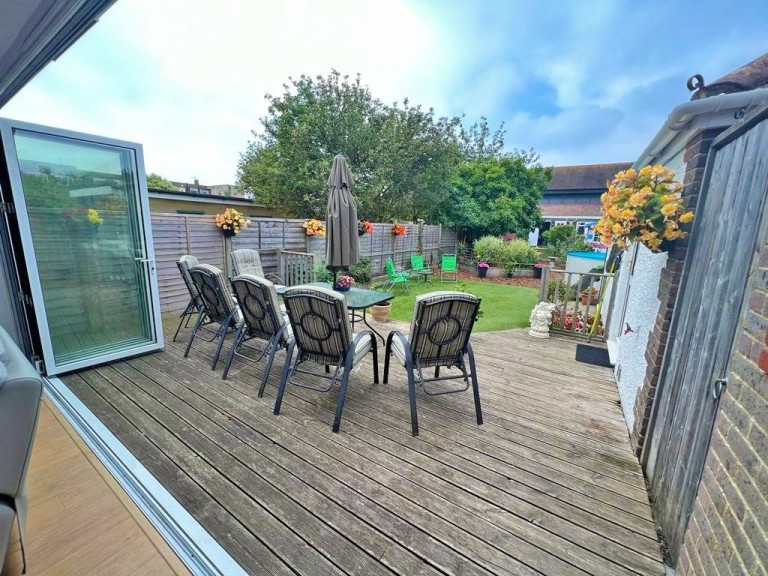 Images for Hawkins Road, Shoreham-by-Sea EAID:89f271acd853ec3835ef79995e2ac892 BID:2