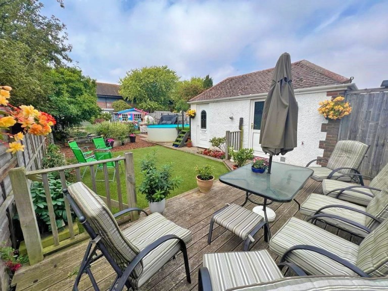 Images for Hawkins Road, Shoreham-by-Sea EAID:89f271acd853ec3835ef79995e2ac892 BID:2