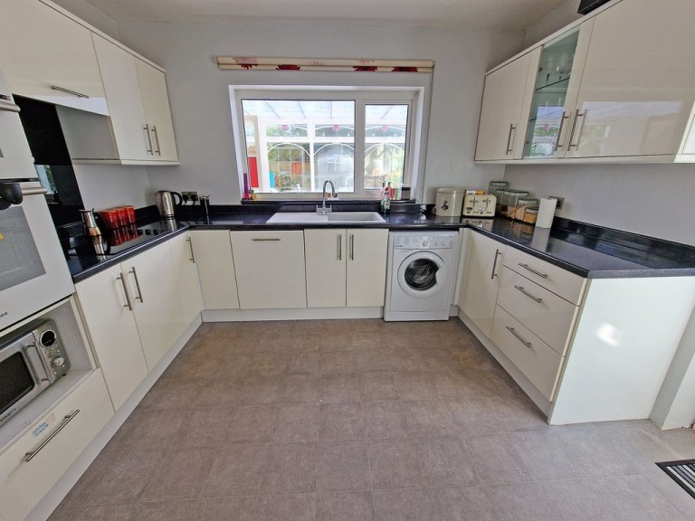 Images for Glebe Close, Southwick EAID:89f271acd853ec3835ef79995e2ac892 BID:1