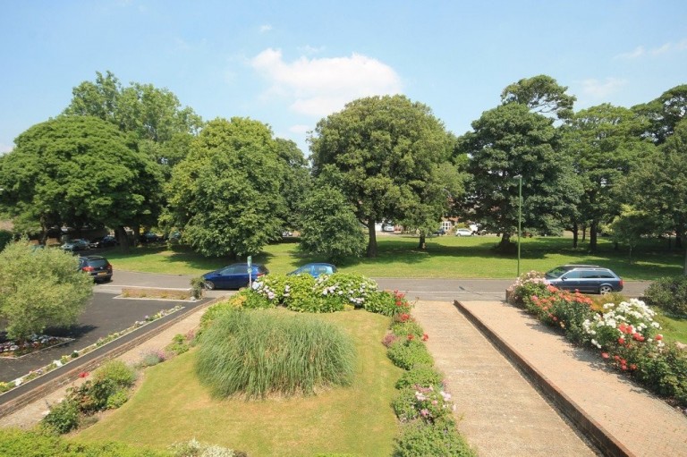 Images for Glebe Close, Southwick EAID:89f271acd853ec3835ef79995e2ac892 BID:1