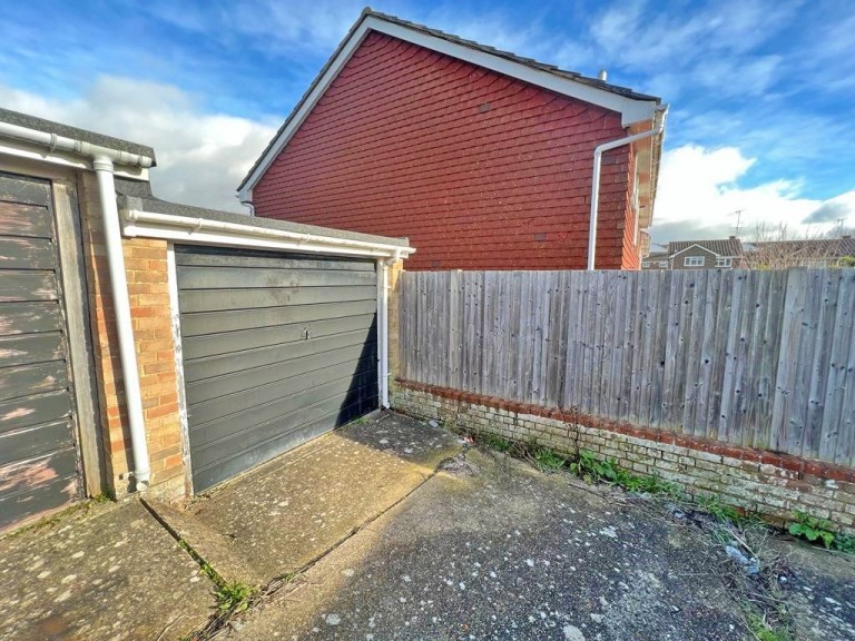 Images for Wessex Walk, Shoreham-by-Sea EAID:89f271acd853ec3835ef79995e2ac892 BID:2