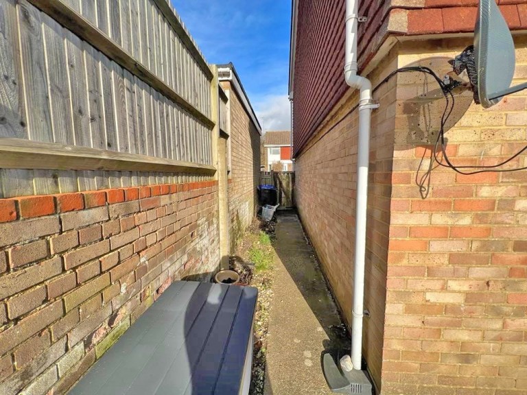 Images for Wessex Walk, Shoreham-by-Sea EAID:89f271acd853ec3835ef79995e2ac892 BID:2