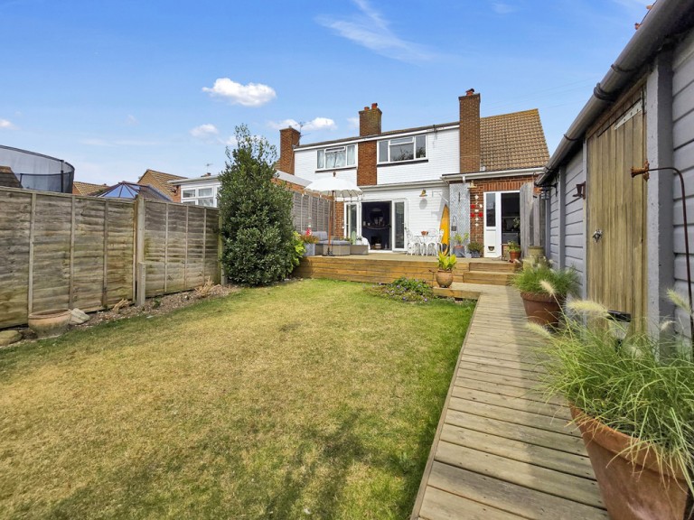 Images for Holmbush Way, Southwick EAID:89f271acd853ec3835ef79995e2ac892 BID:1