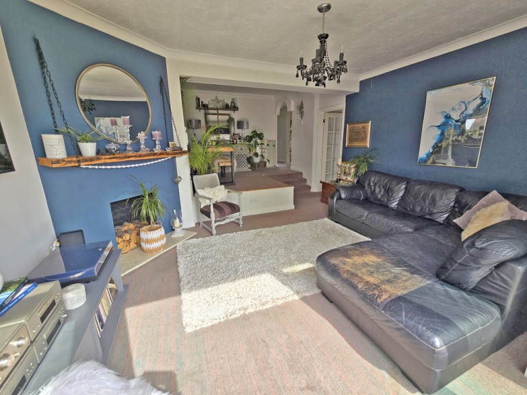 Images for Holmbush Way, Southwick EAID:89f271acd853ec3835ef79995e2ac892 BID:1