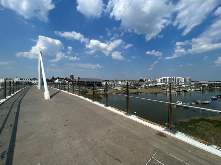 Images for Pacific Court, Riverside EAID:89f271acd853ec3835ef79995e2ac892 BID:2