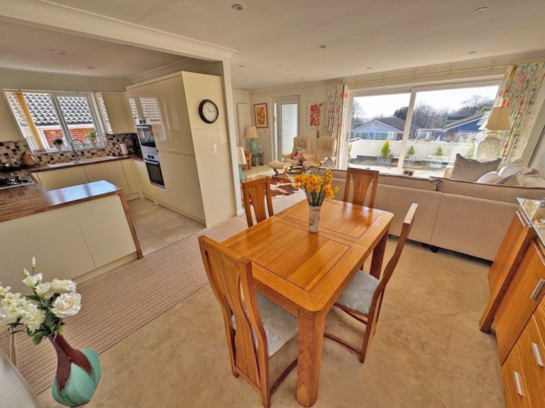 Images for Slonk Hill Road, Shoreham-by-Sea EAID:89f271acd853ec3835ef79995e2ac892 BID:2