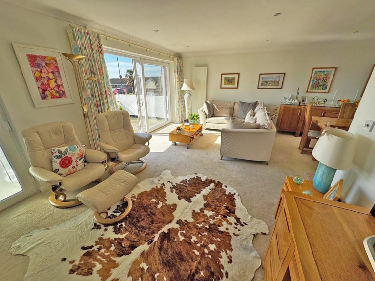 Images for Slonk Hill Road, Shoreham-by-Sea EAID:89f271acd853ec3835ef79995e2ac892 BID:2