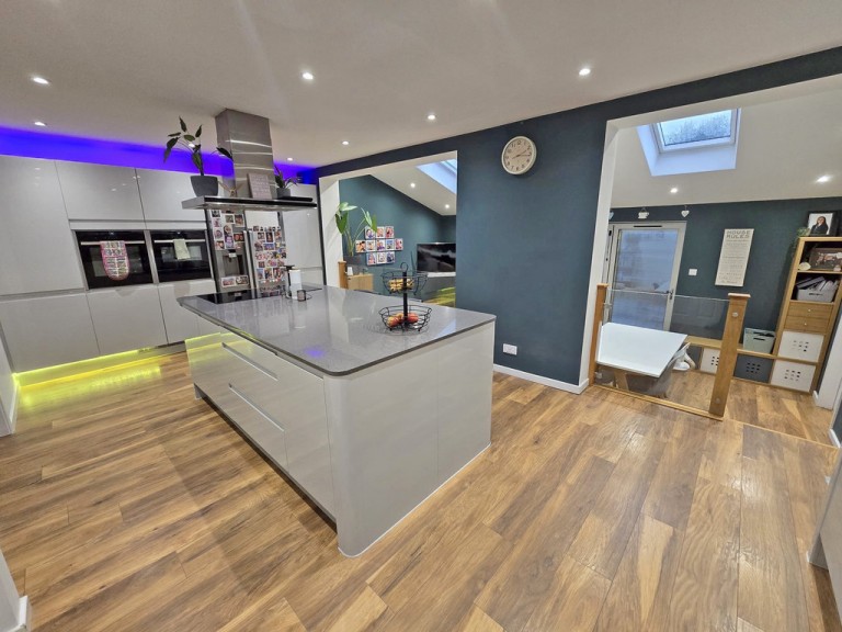 Images for Downland Avenue, Southwick EAID:89f271acd853ec3835ef79995e2ac892 BID:1