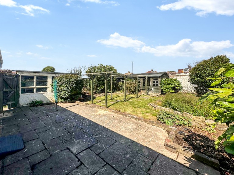 Images for Milton Drive, Southwick EAID:89f271acd853ec3835ef79995e2ac892 BID:1
