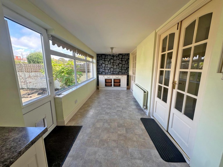 Images for Milton Drive, Southwick EAID:89f271acd853ec3835ef79995e2ac892 BID:1