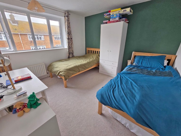 Images for Southwick Square, Southwick EAID:89f271acd853ec3835ef79995e2ac892 BID:1