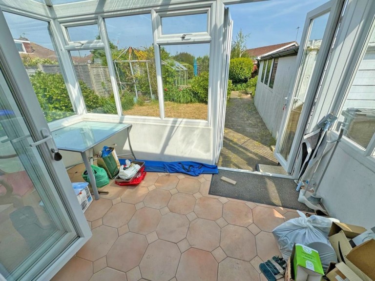 Images for Crown Road, Shoreham-by-Sea EAID:89f271acd853ec3835ef79995e2ac892 BID:2