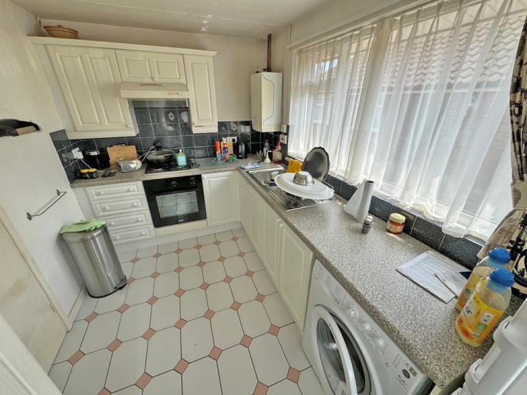 Images for Crown Road, Shoreham-by-Sea EAID:89f271acd853ec3835ef79995e2ac892 BID:2
