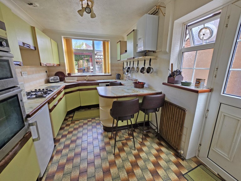 Images for Old Shoreham Road, Southwick EAID:89f271acd853ec3835ef79995e2ac892 BID:1