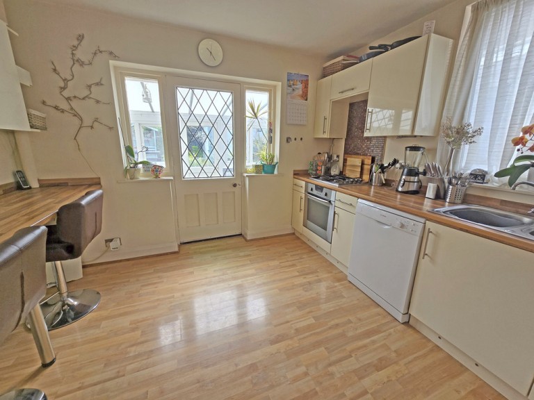 Images for Milton Drive, Southwick EAID:89f271acd853ec3835ef79995e2ac892 BID:1