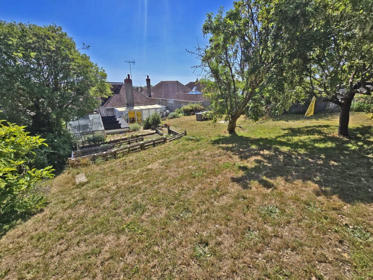 Images for Fairdene, Southwick EAID:89f271acd853ec3835ef79995e2ac892 BID:1