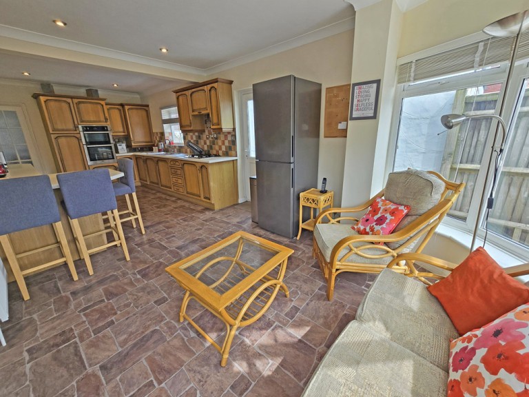Images for Valerie Close, Portslade EAID:89f271acd853ec3835ef79995e2ac892 BID:1