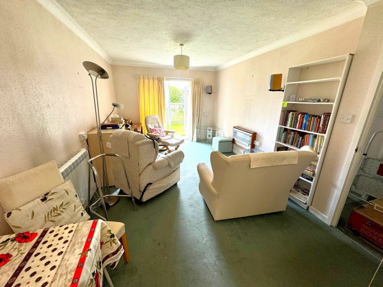Images for Oakland Court, Buckingham Road EAID:89f271acd853ec3835ef79995e2ac892 BID:2