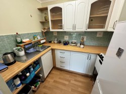 Images for Oakland Court, Buckingham Road