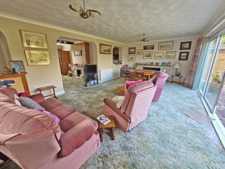 Images for Park Way Close, Southwick EAID:89f271acd853ec3835ef79995e2ac892 BID:1