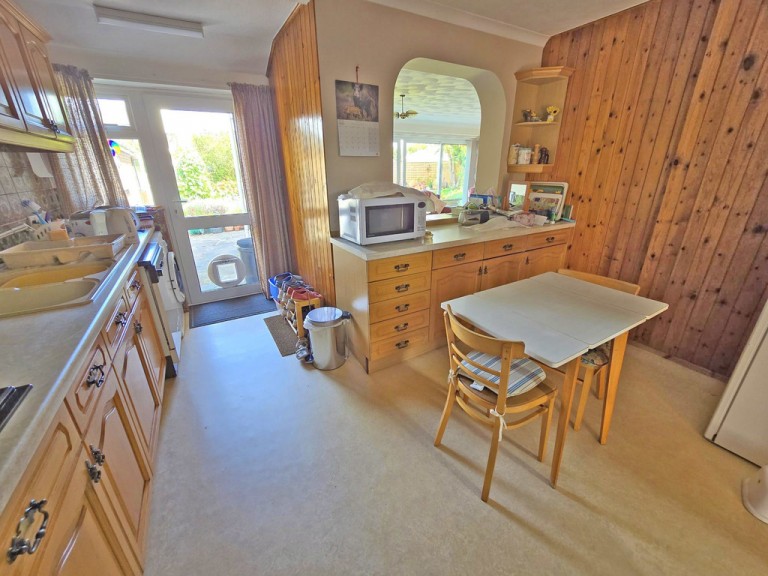 Images for Park Way Close, Southwick EAID:89f271acd853ec3835ef79995e2ac892 BID:1
