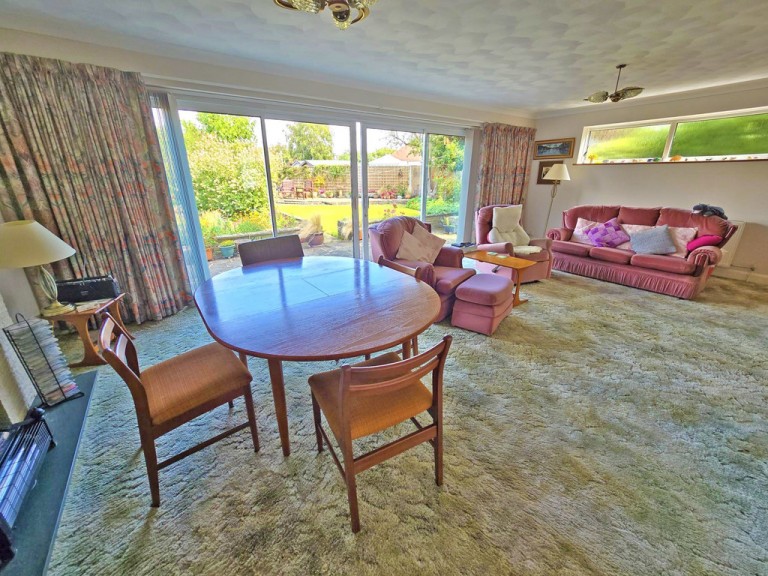 Images for Park Way Close, Southwick EAID:89f271acd853ec3835ef79995e2ac892 BID:1