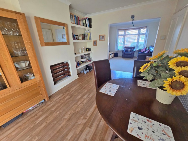 Images for Mile Oak Road, Southwick EAID:89f271acd853ec3835ef79995e2ac892 BID:1