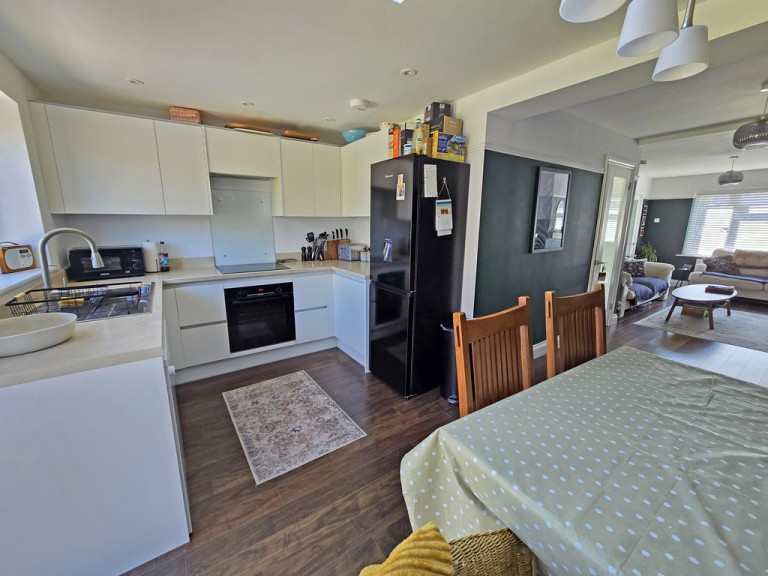 Images for Southview Close, Southwick EAID:89f271acd853ec3835ef79995e2ac892 BID:1