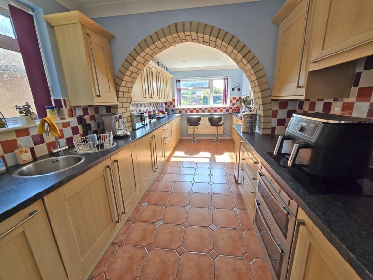 Images for Downland Avenue, Southwick EAID:89f271acd853ec3835ef79995e2ac892 BID:1