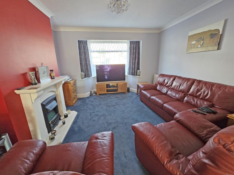 Images for Downland Avenue, Southwick EAID:89f271acd853ec3835ef79995e2ac892 BID:1