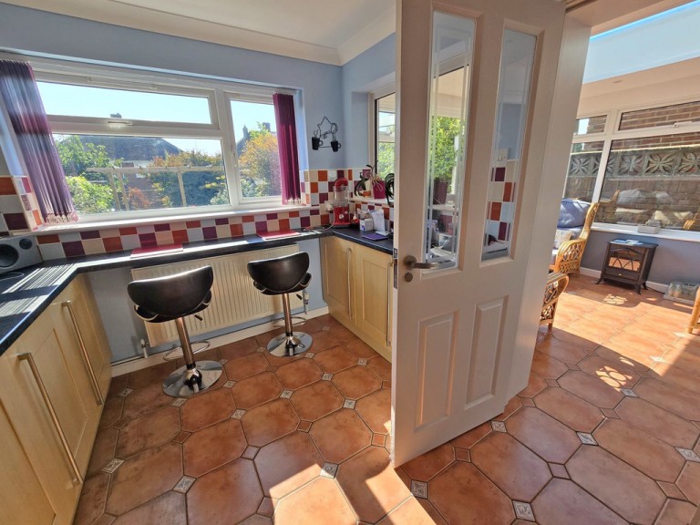 Images for Downland Avenue, Southwick EAID:89f271acd853ec3835ef79995e2ac892 BID:1