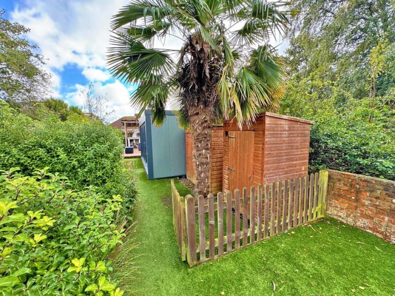 Images for Greenways Crescent, Shoreham-by-Sea EAID:89f271acd853ec3835ef79995e2ac892 BID:2