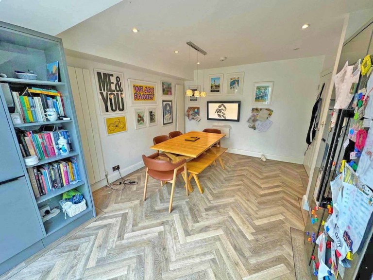 Images for Greenways Crescent, Shoreham-by-Sea EAID:89f271acd853ec3835ef79995e2ac892 BID:2