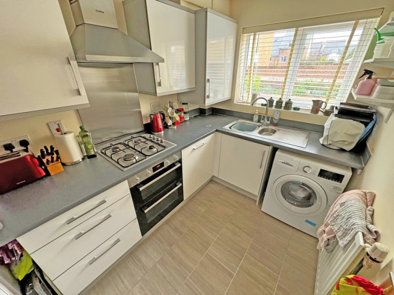 Images for Rainbow Square, Shoreham-by-Sea EAID:89f271acd853ec3835ef79995e2ac892 BID:2