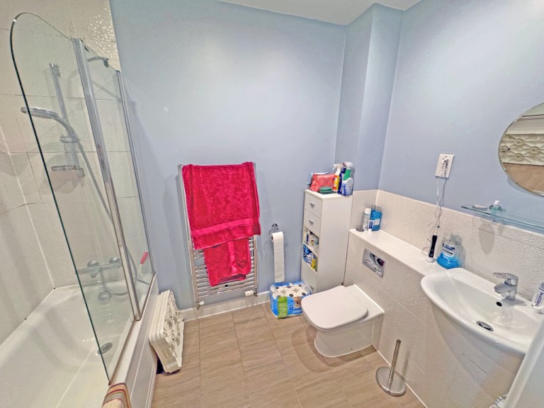 Images for Rainbow Square, Shoreham-by-Sea EAID:89f271acd853ec3835ef79995e2ac892 BID:2