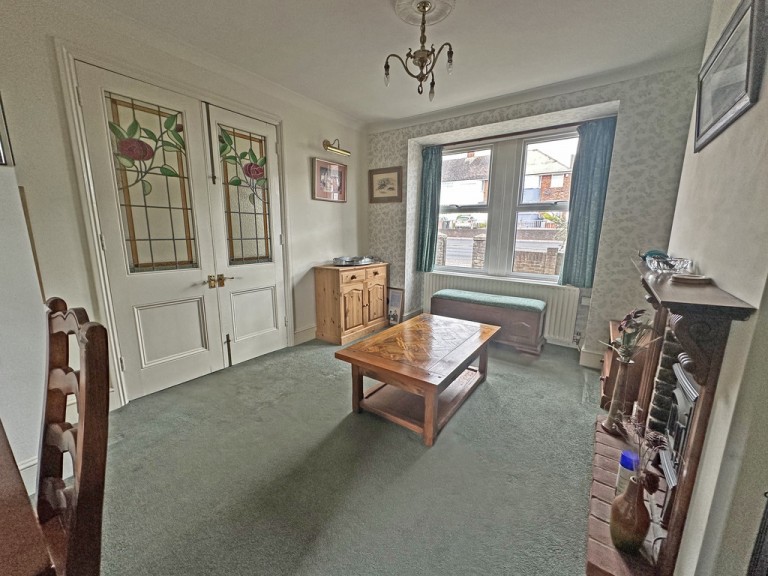 Images for Southwick, West Sussex EAID:89f271acd853ec3835ef79995e2ac892 BID:1