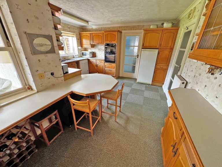 Images for Buckingham Road, Shoreham-by-Sea EAID:89f271acd853ec3835ef79995e2ac892 BID:2