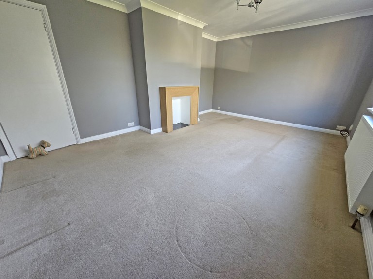 Images for Meadway Court, Southwick EAID:89f271acd853ec3835ef79995e2ac892 BID:1