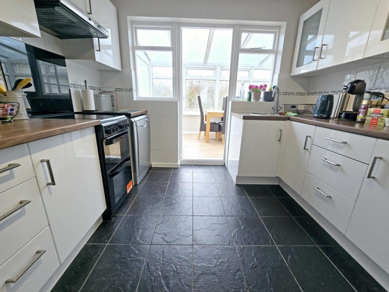 Images for Overdown Rise, Portslade EAID:89f271acd853ec3835ef79995e2ac892 BID:1