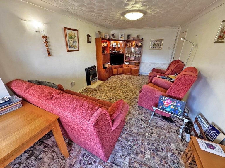 Images for Crown Road, Shoreham-by-Sea EAID:89f271acd853ec3835ef79995e2ac892 BID:2