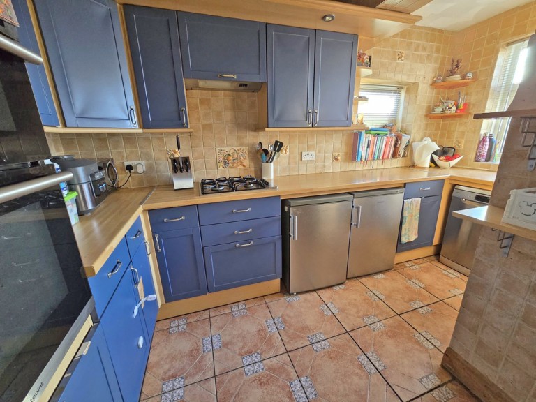 Images for Melrose Avenue, Portslade EAID:89f271acd853ec3835ef79995e2ac892 BID:1