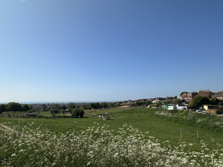 Images for Downsway, Southwick EAID:89f271acd853ec3835ef79995e2ac892 BID:1