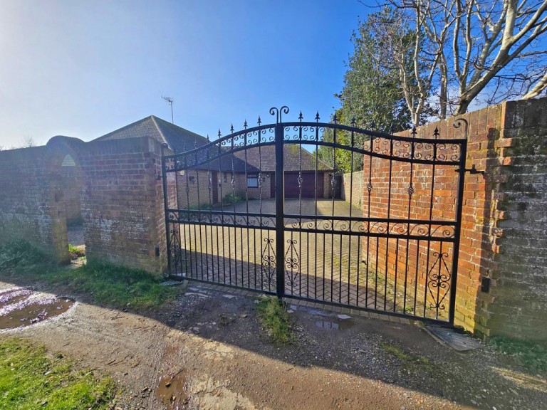 Images for Mill Lane, Shoreham-by-Sea EAID:89f271acd853ec3835ef79995e2ac892 BID:2