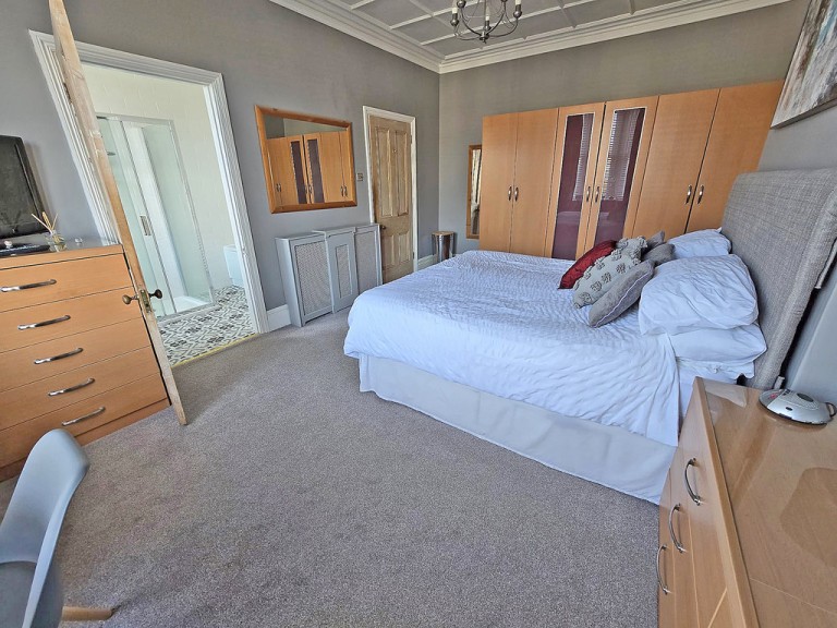 Images for Southwick Street, Southwick EAID:89f271acd853ec3835ef79995e2ac892 BID:1