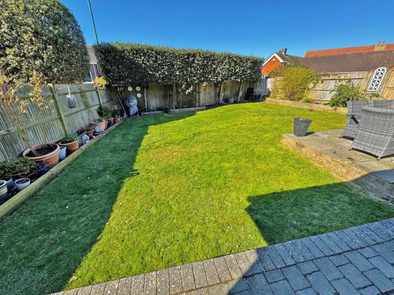 Images for Lesser Foxholes, Shoreham-by-Sea EAID:89f271acd853ec3835ef79995e2ac892 BID:2