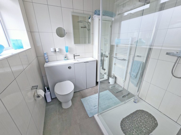 Images for Buckingham Road, Shoreham-by-Sea EAID:89f271acd853ec3835ef79995e2ac892 BID:2
