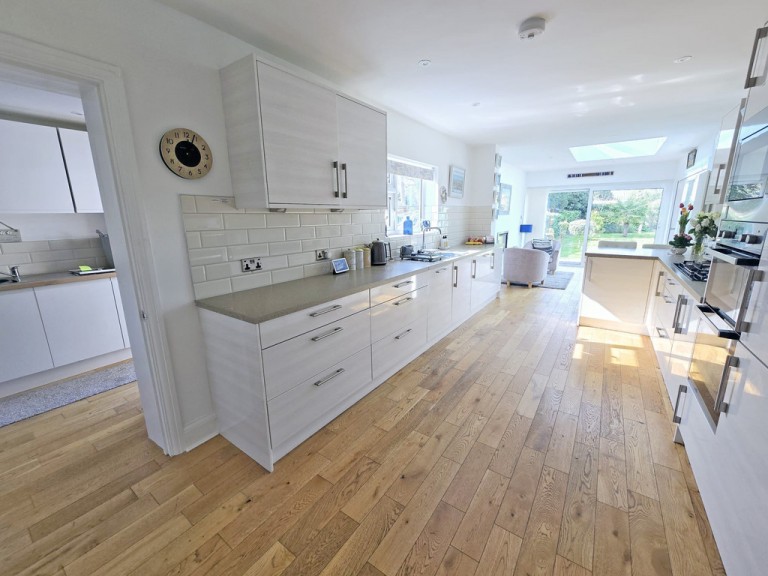 Images for Buckingham Road, Shoreham-by-Sea EAID:89f271acd853ec3835ef79995e2ac892 BID:2