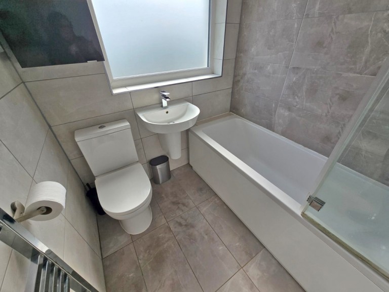 Images for Old Shoreham Road, Southwick EAID:89f271acd853ec3835ef79995e2ac892 BID:1